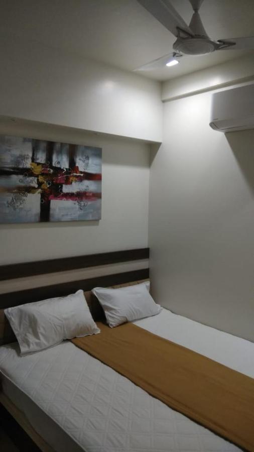 Hotel Rajlaxmi Grand Kolhapur Exterior photo